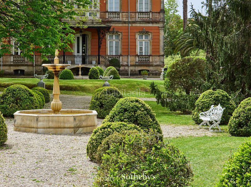 Foto 5d349ad7-ab7b-4e00-a2e4-a3906df6071c. Casa amb calefacció aparcament a Somió Gijón