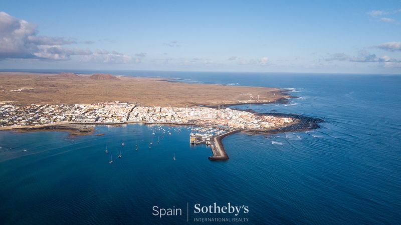 Foto 2ebe70c7-74b8-43f0-8421-0afeff2bbe54. Apartament amb calefacció aparcament piscina a Corralejo Oliva (La)