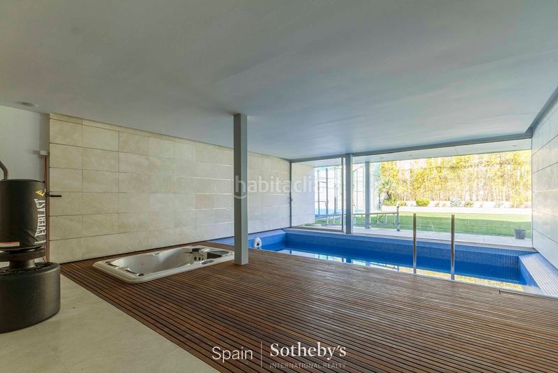 Foto 35e8ab8e-5df6-4f7e-ad24-f49bac5902e5. Casa amb calefacció aparcament piscina a La Florida - El Plantío Madrid