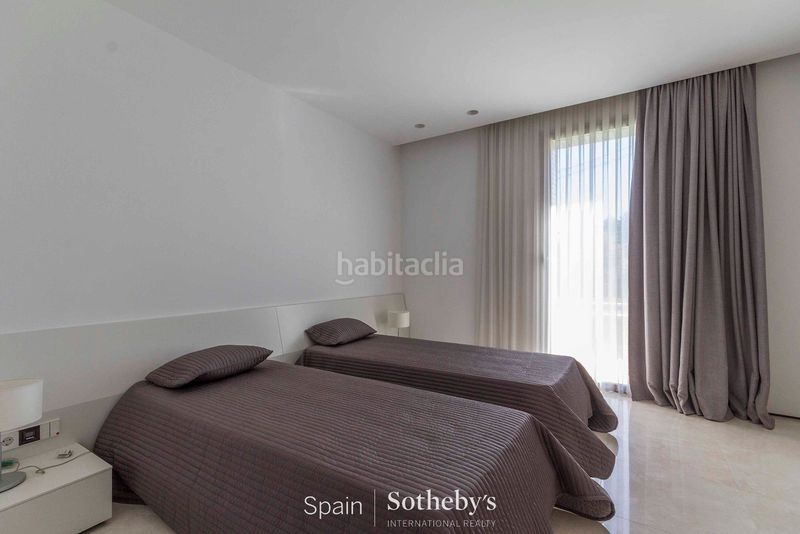 Foto eac1f1a8-05c4-410e-8a80-76b6c0e2cf30. Casa amb calefacció aparcament piscina a La Florida - El Plantío Madrid