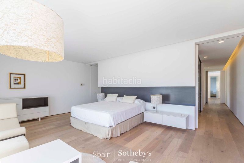 Foto fe770a2c-3c47-43a6-a120-261802a12e1c. Casa amb calefacció aparcament piscina a La Florida - El Plantío Madrid