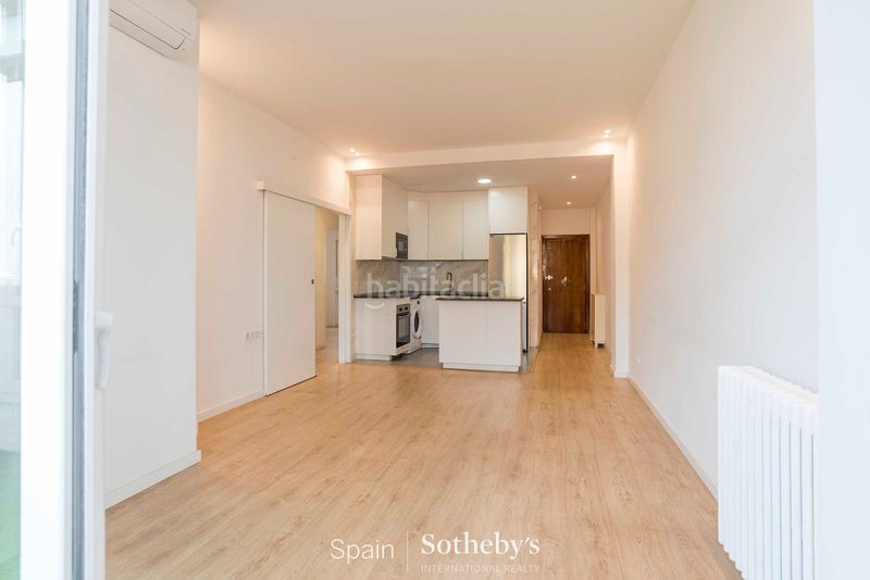 Foto b52fa7b5-4c2b-40fc-9002-6a5c61ef7dc2. Apartament amb calefacció aparcament a Lista Madrid