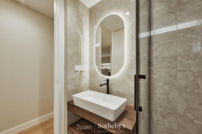 Foto c5796b17-0bce-48f2-8a2f-bdec89f97c3a. Apartament amb calefacció aparcament a Lista Madrid