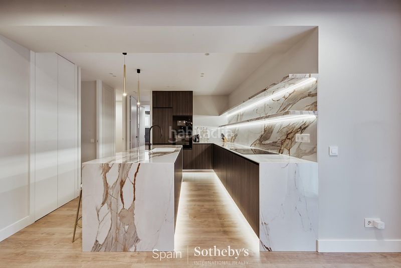 Foto e3cef4ee-f1cb-4845-83ae-bf31bbc3566b. Apartament amb calefacció aparcament a Lista Madrid