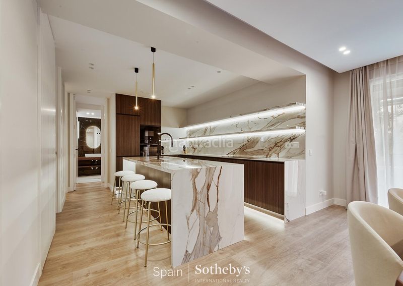 Foto f37a1fb1-6cf8-45cb-9cc3-68b4c98998e9. Apartament amb calefacció aparcament a Lista Madrid