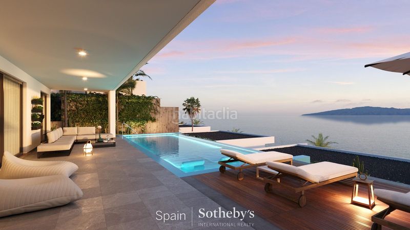 Foto 1ee25b4a-062e-47b4-9ee5-b5a81c8ca09b. Casa amb calefacció aparcament piscina a Torviscas Centro y Alto Adeje