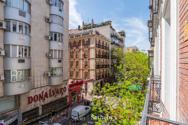 Foto 3e1177f1-7f31-472c-be88-ba172b9dabf2. Apartament amb calefacció a Recoletos Madrid