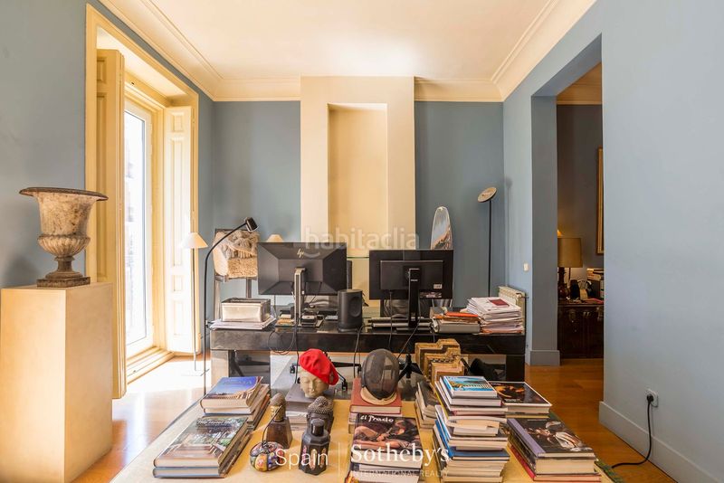 Foto 8f2a89ba-5ede-4453-bef4-b887f8d99581. Apartament amb calefacció a Recoletos Madrid