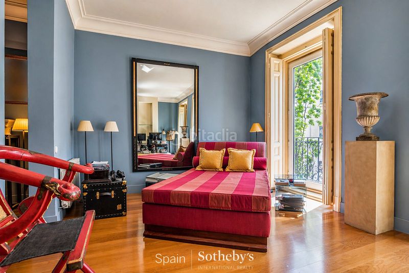 Foto bd46d9f1-e963-4492-bfd4-c8f8af717b3d. Apartament amb calefacció a Recoletos Madrid