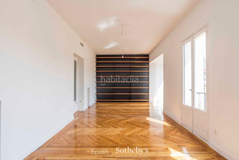 Foto 05bd78d3-61c6-4f8c-950e-bc2d0c75da53. Apartament amb calefacció a Palacio Madrid