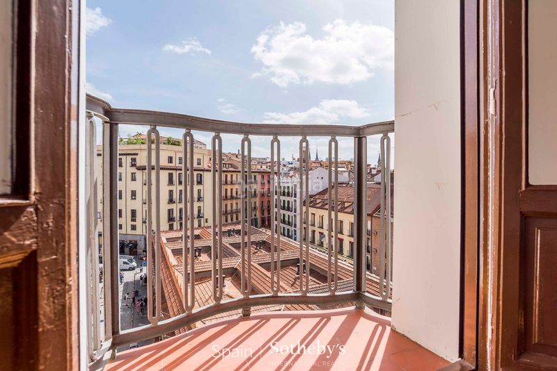 Foto 16faa0b1-8763-46c8-90a0-b91eacb155a4. Apartament amb calefacció a Palacio Madrid