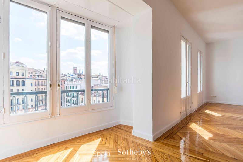 Foto a8baaa4e-dc6f-4791-a804-c1433cb63f6d. Apartament amb calefacció a Palacio Madrid