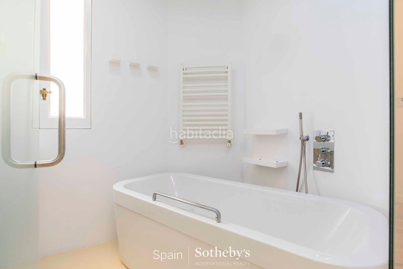 Foto c39738e0-4ce1-444d-b18b-b11df96720f2. Apartament amb calefacció a Palacio Madrid