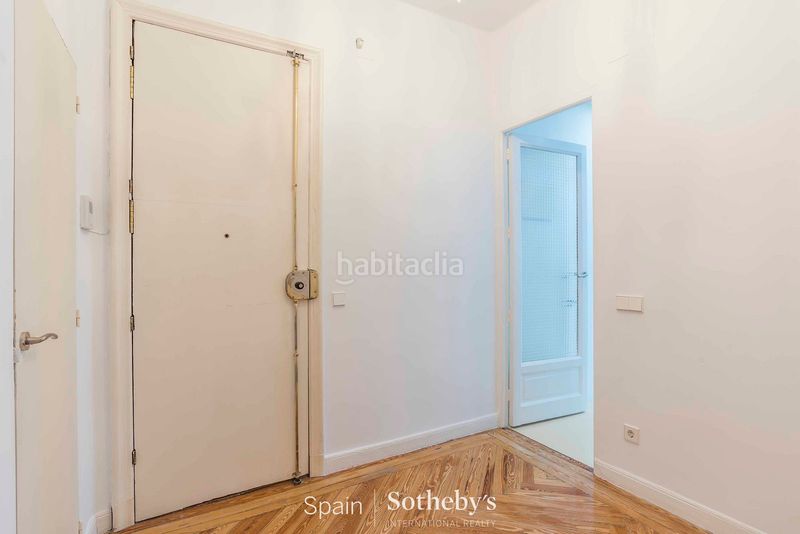 Foto f83095f0-90ad-4b21-89a7-918a1ae299b9. Apartament amb calefacció a Palacio Madrid