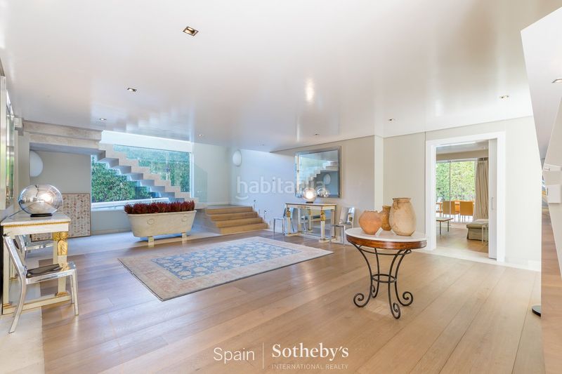 Foto 1eeb6fd8-39e0-44f1-869f-2db8173a0c07. Casa amb calefacció aparcament piscina a El Viso Madrid