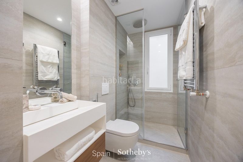 Foto c97ace2e-5503-4a30-ba2d-ee433b5d0f75. Apartament amb calefacció a Lista Madrid