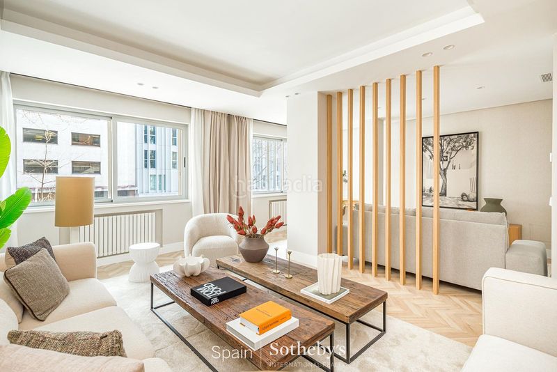 Foto 4d343a47-a496-4c59-a24b-fb42694d6bf4. Apartament amb calefacció aparcament a Castellana Madrid