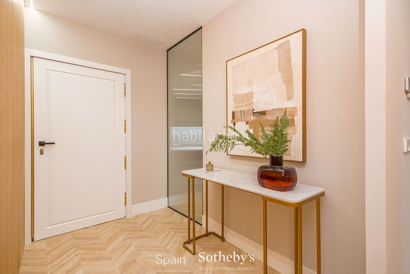 Foto d2cc369d-9d99-4738-b694-e8e42c9bc7bd. Apartament amb calefacció aparcament a Castellana Madrid