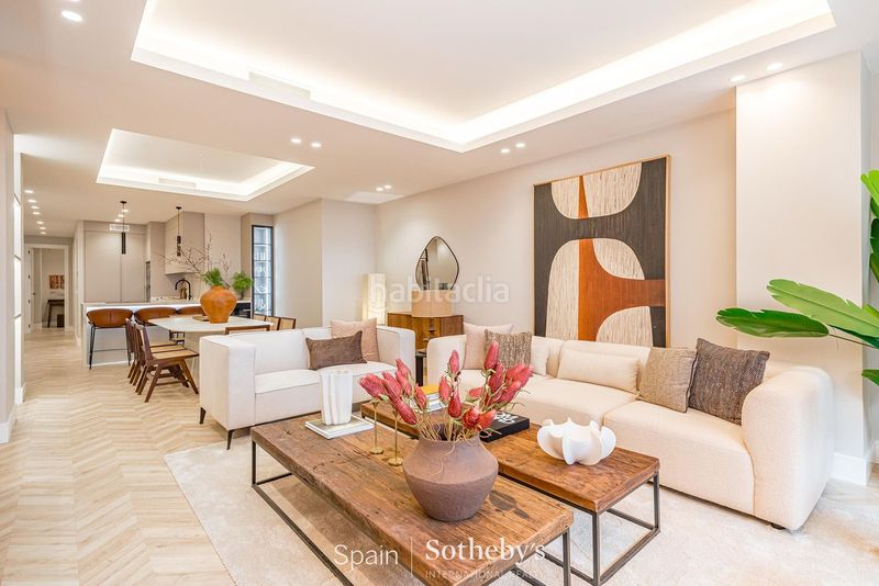 Foto f80f9df3-9153-493c-a8bd-cd71d82ffa06. Apartament amb calefacció aparcament a Castellana Madrid
