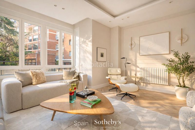 Foto d1d4be64-2db1-4221-83a6-05d5073e9016. Apartament amb calefacció aparcament a Almagro Madrid