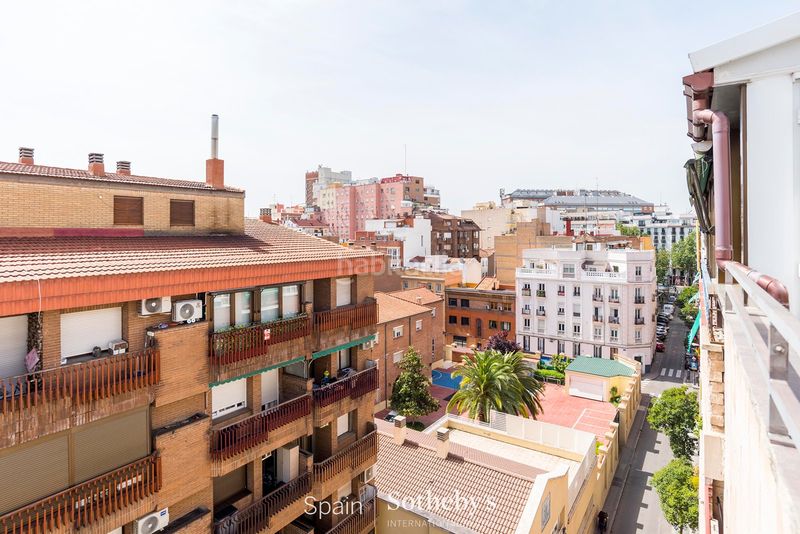 Foto 67c649ae-5ca4-4b3c-aa24-80b16a9f4e07. Apartament amb calefacció aparcament a Guindalera Madrid