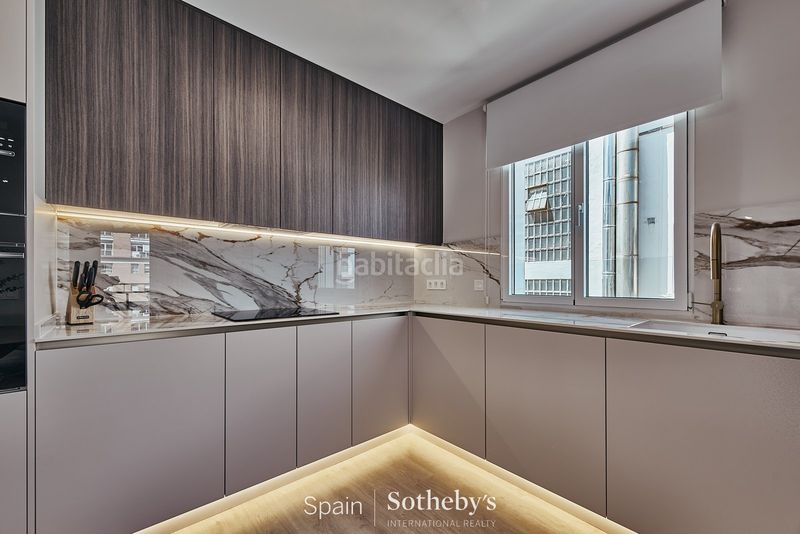 Foto 46ef61bf-f281-45fb-a5a3-a6bbc3049a70. Apartament amb calefacció a Castellana Madrid