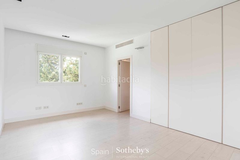 Foto ac5fb0f7-6541-4e42-b112-cadb544cb16e. Location maison avec chauffage parking dans La Florida - El Plantío Madrid