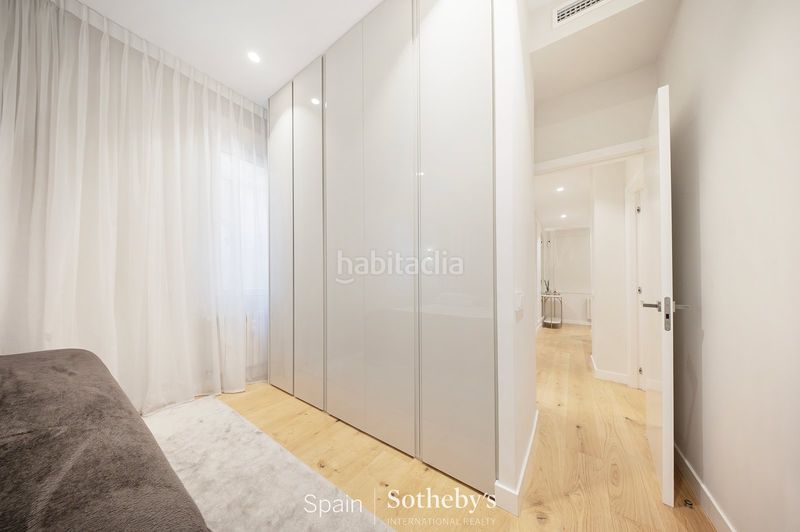Foto 06783e4a-89a1-4e00-b3d9-1143ee490af7. Apartament amb calefacció a Castellana Madrid