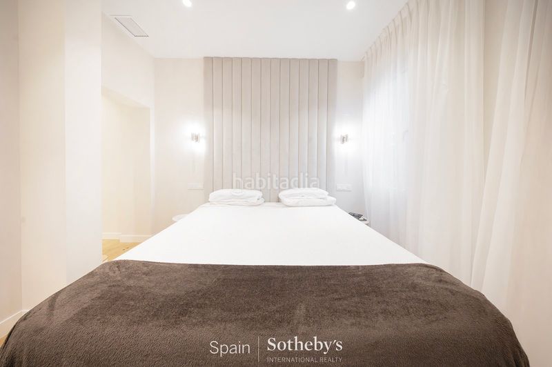 Foto b28775bf-374d-480a-8abb-b2b4d0ad3831. Apartament amb calefacció a Castellana Madrid