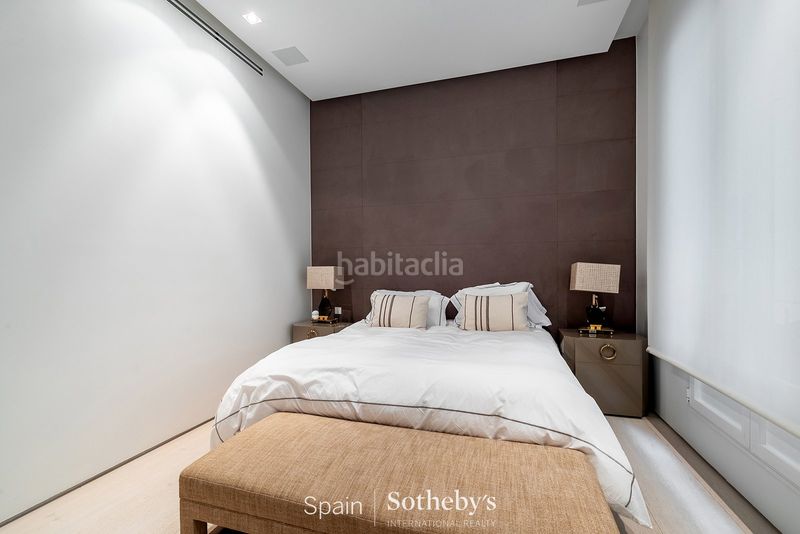 Foto 2fa28d63-9a23-4d98-8d17-3e58403f90f3. Apartament amb calefacció aparcament a Recoletos Madrid