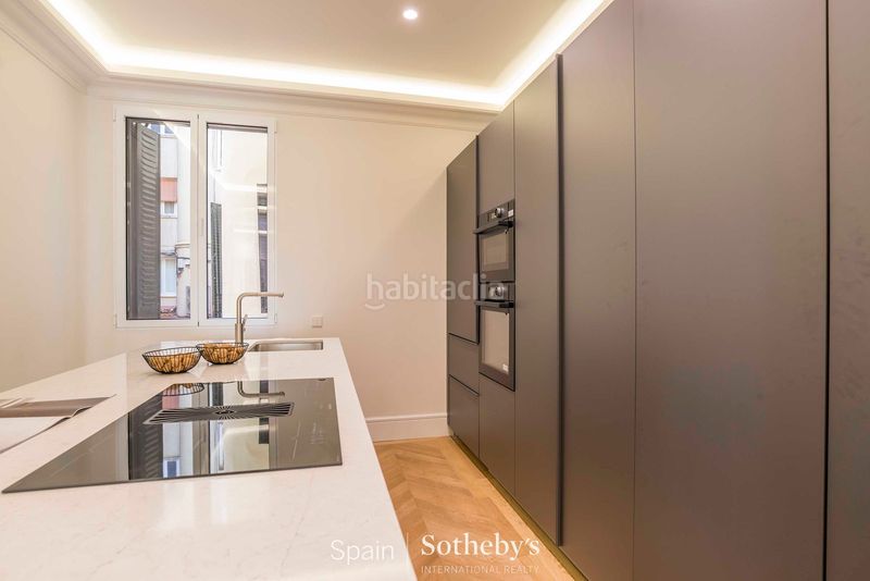 Foto 12c19e4b-1d9f-4a2e-b68c-c0c30c7ee8f1. Apartament amb calefacció aparcament a Cortes-Huertas Madrid
