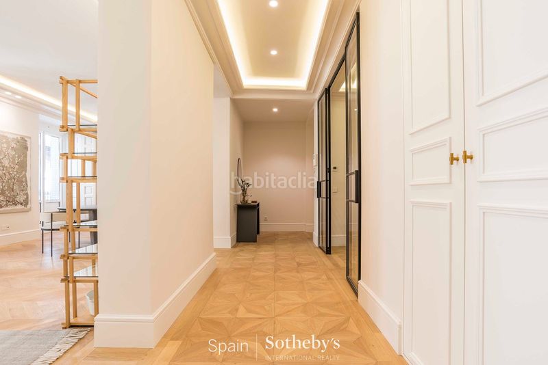 Foto 510ea433-ea78-49ae-ad83-8a047c91ab53. Apartament amb calefacció aparcament a Cortes-Huertas Madrid