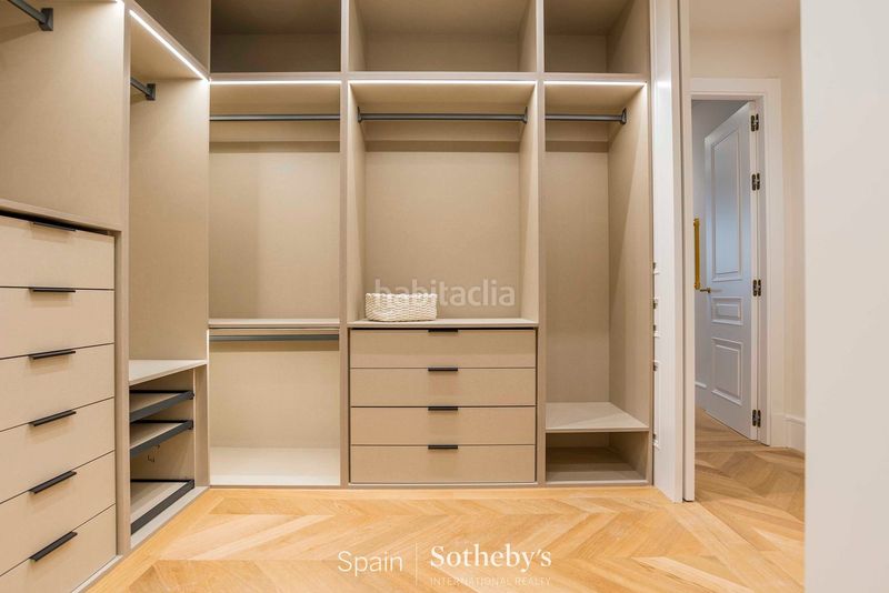 Foto 724a5948-c892-49ac-bead-d6a6978a746f. Apartament amb calefacció aparcament a Cortes-Huertas Madrid