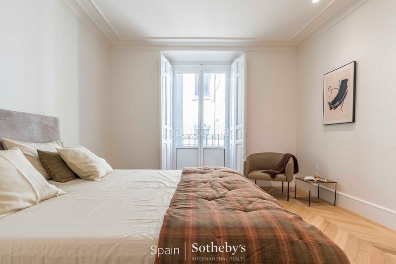Foto ea3a7c22-41ce-437f-913d-578af624d252. Apartament amb calefacció aparcament a Cortes-Huertas Madrid
