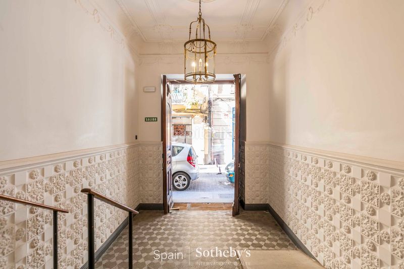 Foto a2eb5220-7149-41dd-be95-3ac3904b5443. Apartament amb calefacció aparcament a Cortes-Huertas Madrid