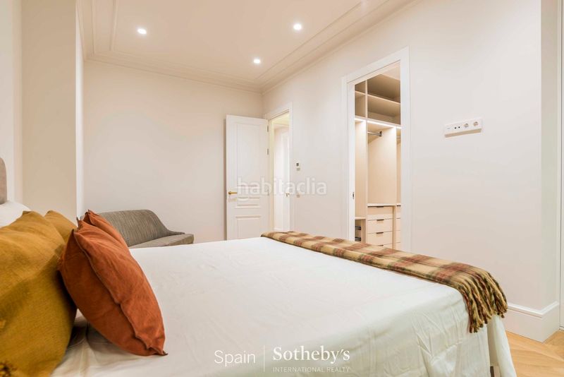 Foto f4dd11ea-896f-4349-9975-b8a44958857f. Apartament amb calefacció aparcament a Cortes-Huertas Madrid