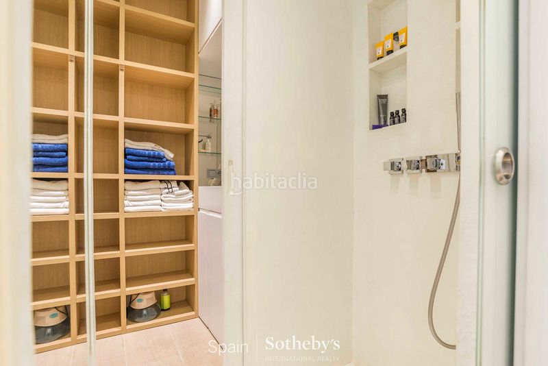 Foto 4932c2f8-7424-460d-a131-f08c533a4fae. Apartament amb calefacció a Jerónimos Madrid