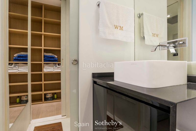 Foto 8cc0b3ba-d256-41d3-9356-9544ebcae60e. Apartament amb calefacció a Jerónimos Madrid