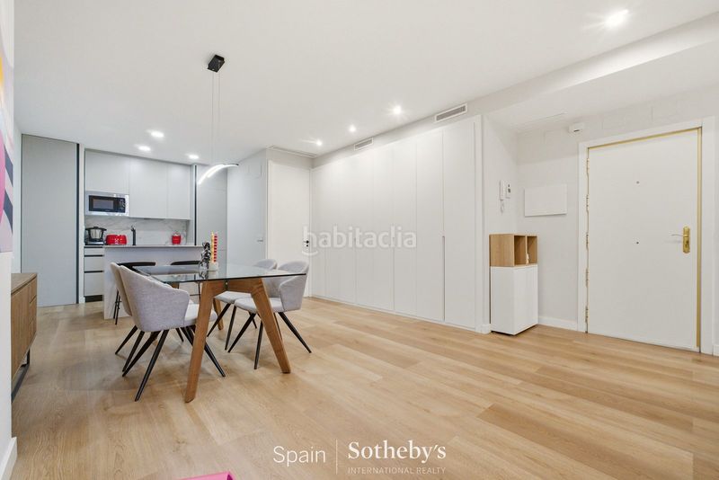 Foto 8e8b4e6a-0805-4621-8332-b83636dc5eae. Apartament amb calefacció a Palacio Madrid