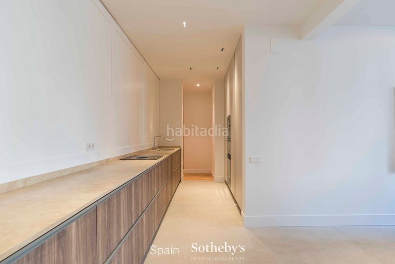 Foto d8e852b8-1d5a-4ecc-b5cd-6d1fd83556c4. Apartament amb calefacció a Universidad-Malasaña Madrid