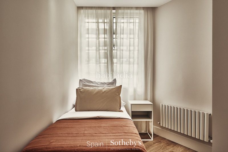 Foto afd12630-7ba2-435a-b1c3-4119bda6289a. Apartament amb calefacció aparcament a El Viso Madrid