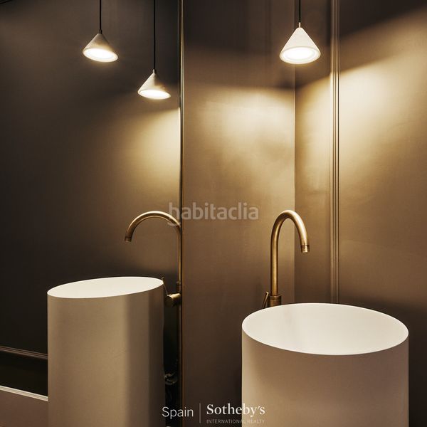 Foto dbc8a999-109a-4759-9eee-3ed2c9ed7d5b. Apartament amb calefacció aparcament a El Viso Madrid