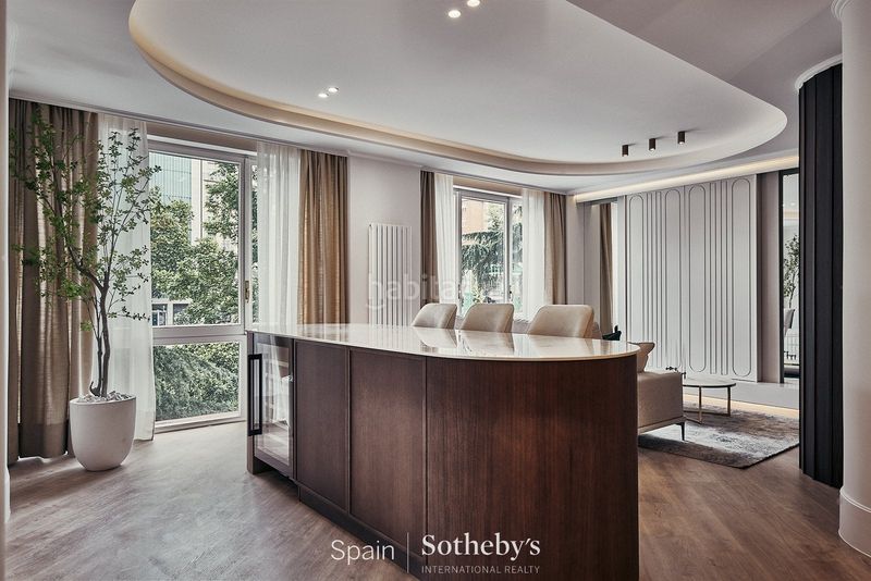 Foto f02854e7-511b-4e9a-ac9d-48b71445c8e1. Apartament amb calefacció aparcament a El Viso Madrid