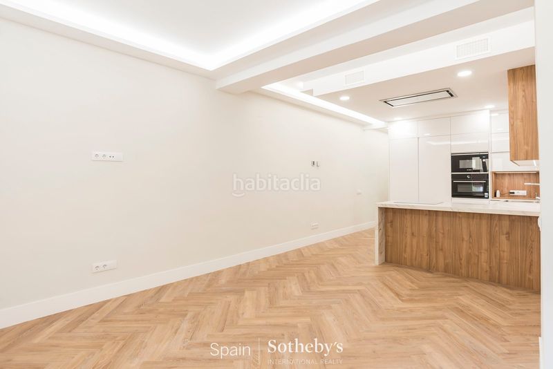 Foto 002c89ef-54eb-4eac-af25-f7790a026ae8. Apartament amb calefacció a Goya Madrid