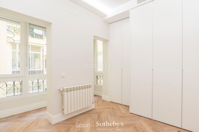 Foto c6642d3f-d4bc-4f34-a48d-f0dd8e1fd44e. Apartament amb calefacció a Goya Madrid