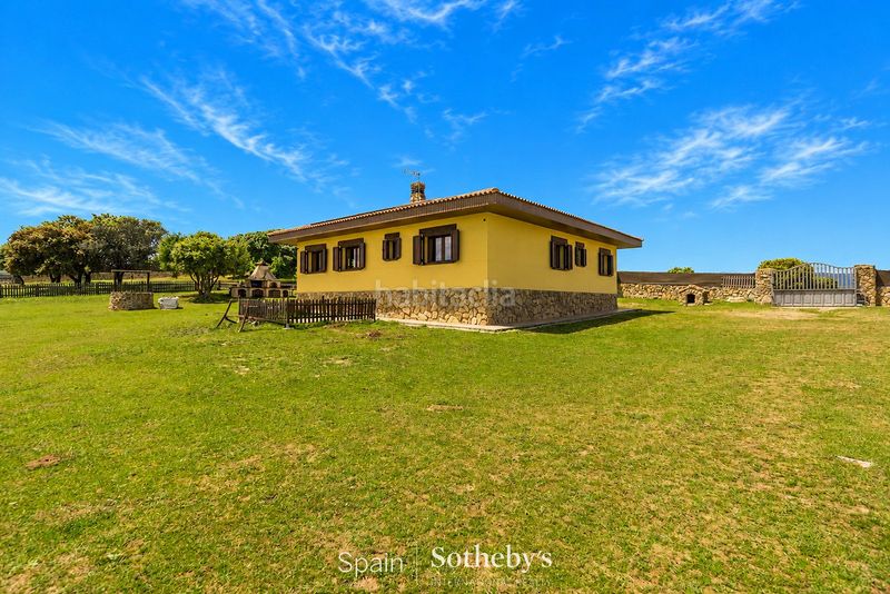 Foto db1c73a6-4f2c-478c-af2b-d38fde66420a. Terreny residencial a Ador