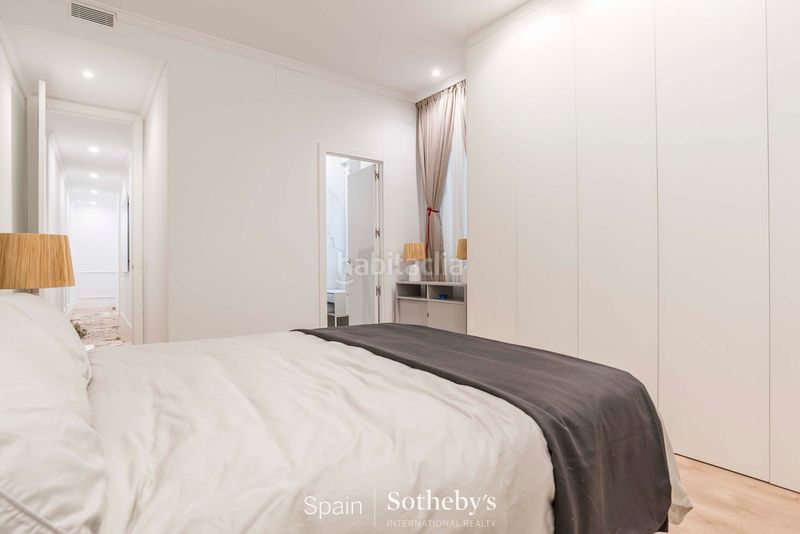 Foto 5deab905-2f2f-487c-9bb7-9422a217d83c. Apartament a Recoletos Madrid