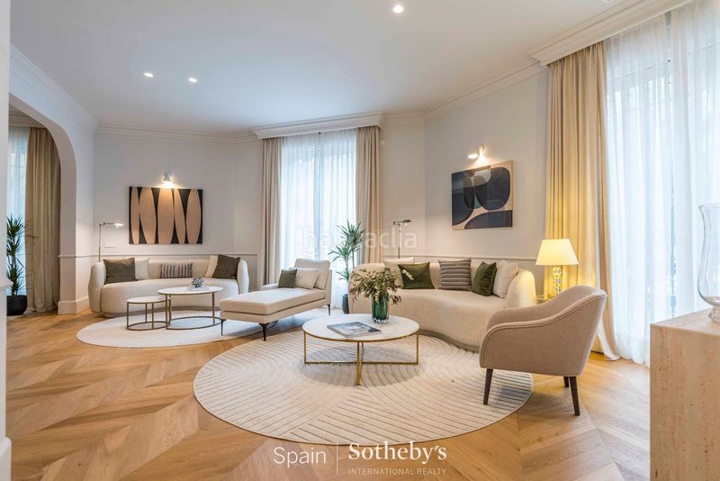Foto 45d612fb-7c2a-4e7f-a4a8-13dc2fe8fc2c. Apartament a Almagro Madrid