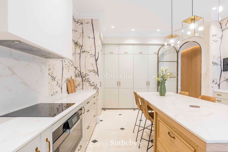 Foto 5d875763-2626-4125-8bf1-be78fc88d7fb. Apartament a Almagro Madrid
