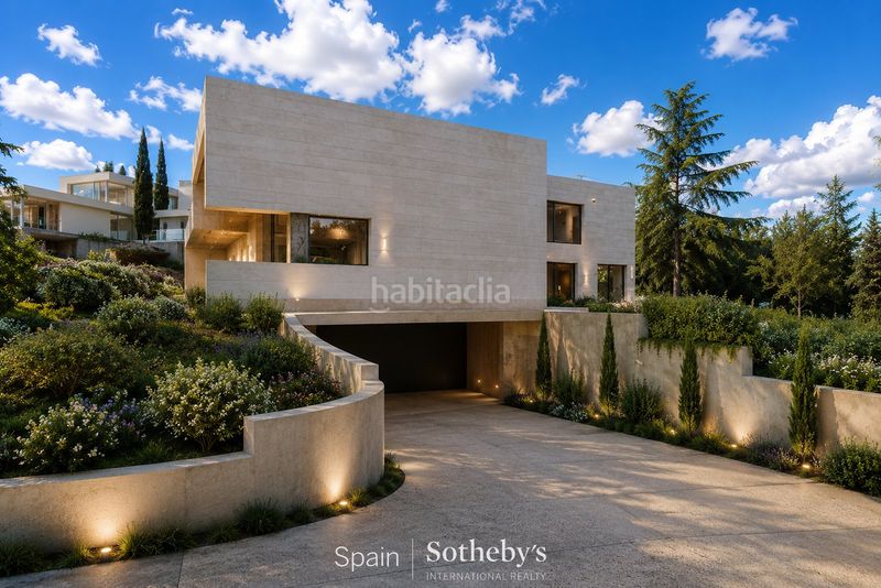 Foto dfe532a8-1c1e-40df-87a5-dcf8dcf991fb. Casa amb aparcament piscina a Las Vegas-El Pozanco-Adelfillas Colmenar Viejo